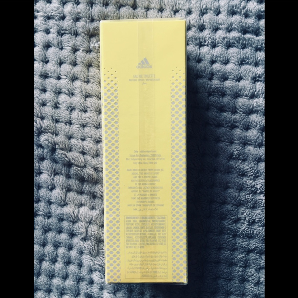NWT Women’s Adidas UPLFT - Picture 2 of 3